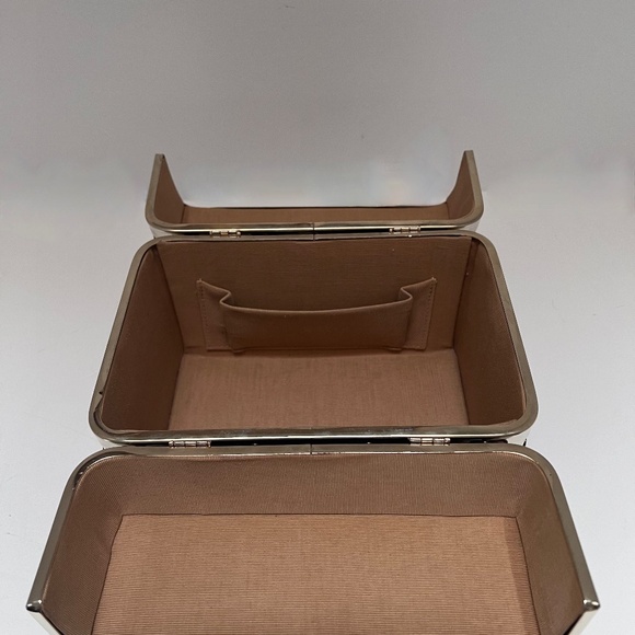 Vintage 1960s Delill Train Car Purse- Made in Italy - Picture 5 of 10